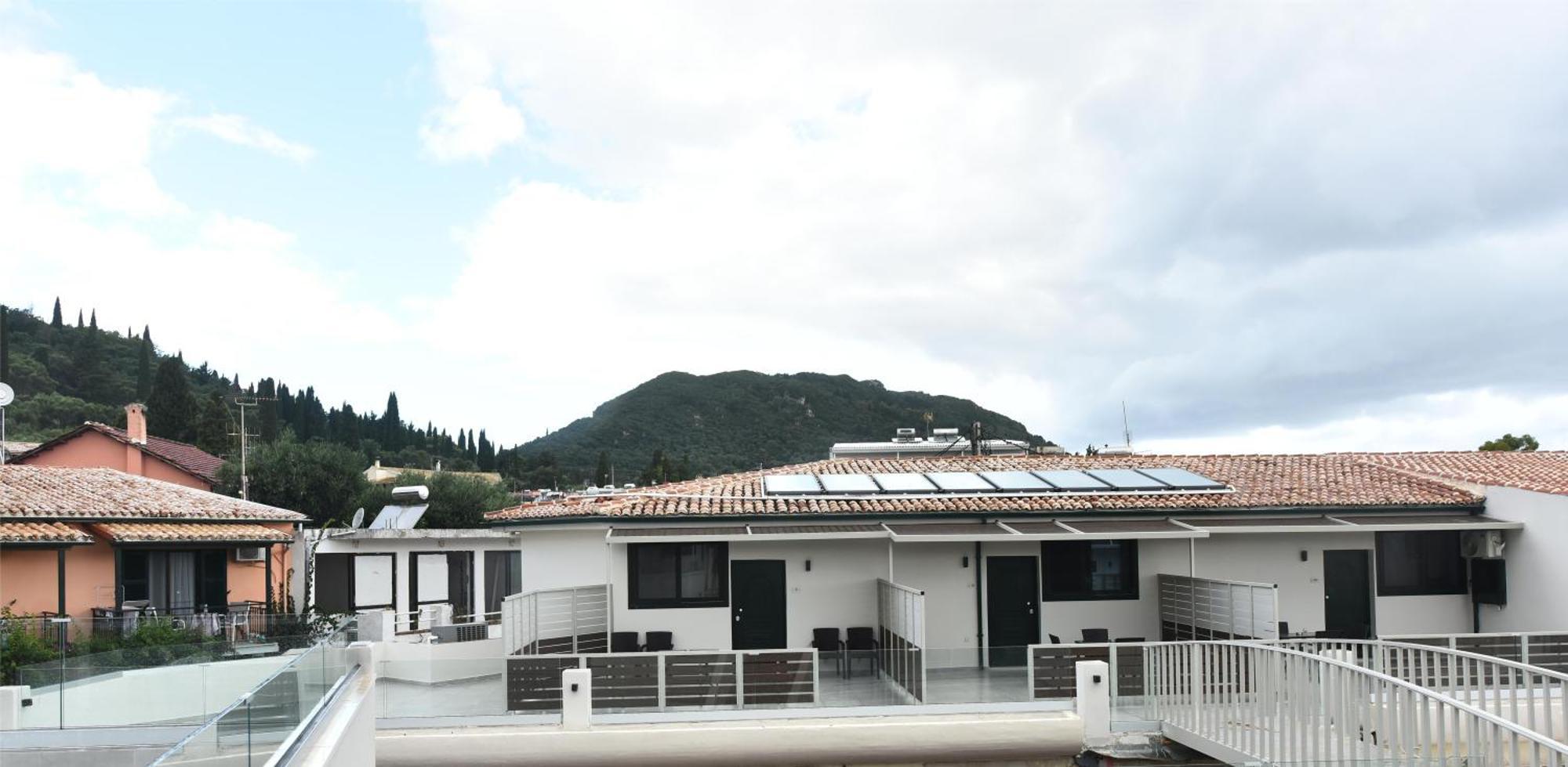Corfu Gold Luxury Suites เวนิทเซส ภายนอก รูปภาพ